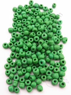 Margele de sticla verde solid 4mm 50g 334080