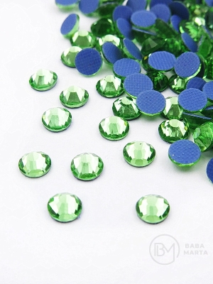 Pietricele de glass (cristale) SS-20 - Fixare fast 1 paquet 40 buc 151574