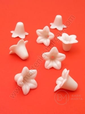 Floare 17x12mm gaură albă 1.5mm 1 pachet 40g ~65 buc 312505