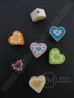 Inimă din Fimo 10x5mm. gaură de amestec de 2 mm. 10 buc. 6216