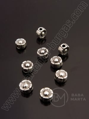 Mărgele floare 6x3.5mm color argintie 30 buc 308337