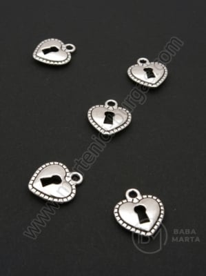 Pandantiv metalic cu inimă 16x14mm, culoare argintie, 1 pachet, 10 buc. 306086