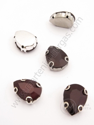 Pietricele 13x18mm negre în coș metallic alb 4 buc 151108