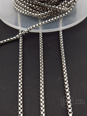 Lanț din inox (304) 2x2x1mm color argintiu 1 metru 302226