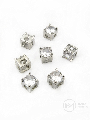 Mărgele cubice 5x5x5mm din alamă cu zirconiu 305210