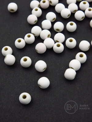 Pastel bilă 6mm gaură albă 1.6mm 40 grame ~330 bucăți 312982