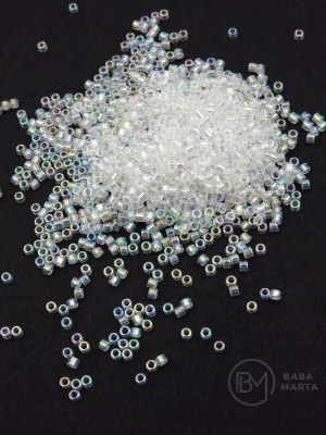 Mărgele de sticlă 2x2mm 40grame ~4400 bucăți 331100