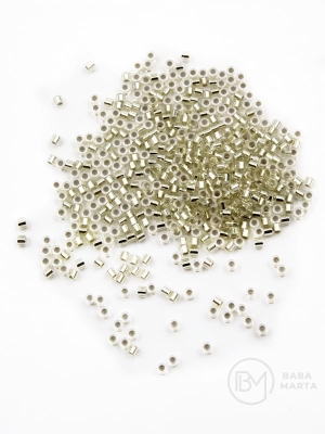 Mărgele de sticlă 2,5x2mm 40grame ~3100 bucăți 331187
