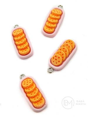Pendant din rășină cu fursecuri ~30x~12mm 2 pieces 335900