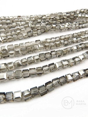 Cub de cristal 4x4mm ~98 buc ~40cm 1 șir 342535