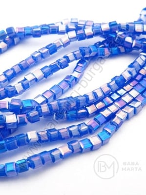 Șir de cuburi de cristal ~2mm gaură de arc 0.5mm ~190 pcs ~43cm 1 buc 342574