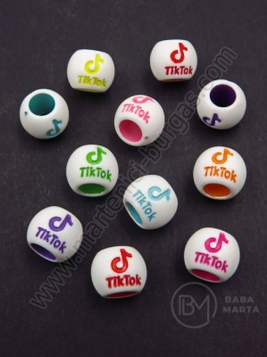 Mărgele TikTok 10x12.5mm, gaură colorată 5.5mm, 1 pachet 40g ~61 buc 312888