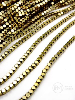 Fațetat pătrat hematit 2x2mm, culoare auriu obtură, gaură 0.7mm, 40cm, ~200 buc., 1 brad, 353558