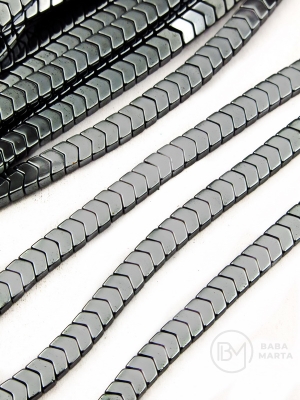 Hematit 4x2mm gaură 0.8mm 40cm ~185 buc 1 brad 353631