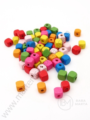 Cub de lemn 6x6x6mm gaură colorată 2mm 1 pachet 40g ~400 buc 321134