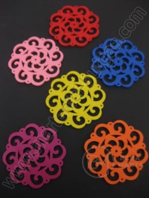 Pandantiv cu flori colorate, 43 mm. 10 buc. 6902