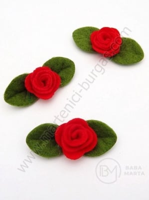 Trandafir cu frunze din pâslă 40x18mm red 1 paquet 5 buc 182279
