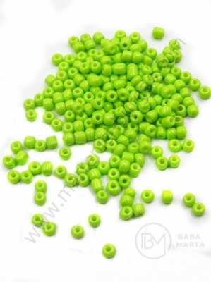 Mărgele de sticlă verzi deschise 4~5x3~5mm gaură 1.3mm 1 pachet 50g 334136