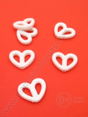 Inimă 20x18mm albă 1 pachet 40g ~84 buc 312082