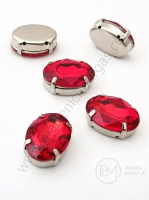 Piatră de sticlă (cristal) 13x18mm roșie în cutie metalică 1 pachet 2 buc 151531
