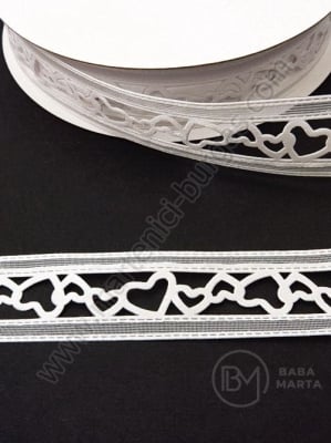 Panglică de satin 22mm albă cu inimioare 1 pachet 5 metri 451303