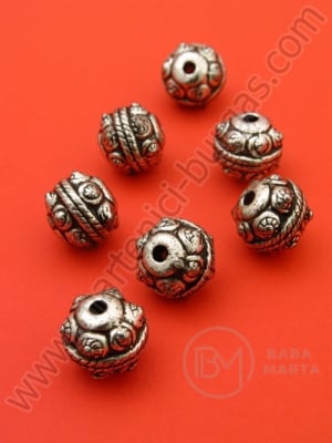 Figurină metalică 11,5x10mm 40g ~59 buc 318133