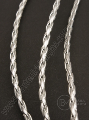 Piele artificială argintie 3mm 5 metri 421022