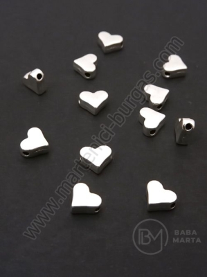 Margele metallice 6x7x3mm inimă argintie 1 pachet 20 buc 309147
