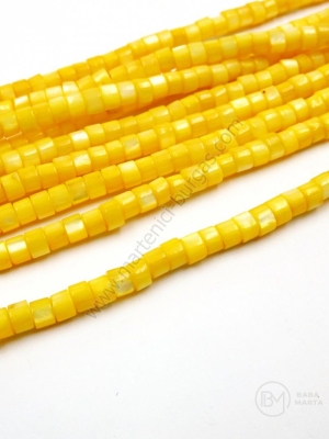 Colier cub de perle ~4x~4x~3.2mm 40cm ~126 buc 1 buc 352982