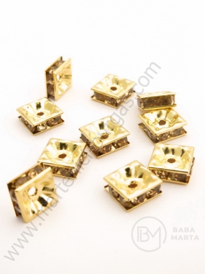 Pătrat 8x8x3mm cu cristale aurii, 10 buc. 301424