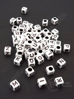 Cub 6x6mm litre gaură 3mm 1 pachet 40g ~250 buc 312582