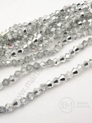 Mărgele de sticlă 4x4mm transparente cu argint ~100 bucăți ~39cm 1 bucată 343599