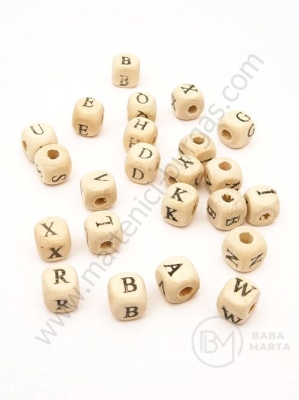 Cub din lemn 8x8mm litere mix gaură 3mm 1 pack 40g ~175buc 327135