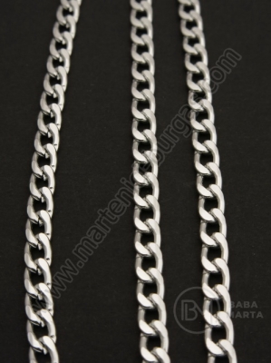 Lanț din aluminiu 7x4x1.5mm color argintie 1 metru 301275