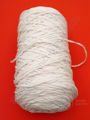 Macrame 3mm alb 80% bumbac, 20% poliester 200g ~220 metri 431324