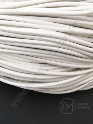 Piele naturală rotundă albă 2.5 mm 1 metru 421147