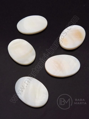 Cabochon sidef 25x18x4mm 1 buc 191300