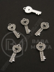 Pandantiv cristal metalic 18.5x8mm culoare argintie 1 buc 309492