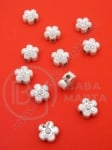 Ață argintie floare albă 9x4mm 1 pachet 40g ~235 buc 312358