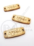 Inscripție ovală din lemn 29x11.5mm SĂNĂTATE 1 pachet 10 buc 181779