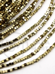 Hematit pătrat fațetat 1.5x1.5mm, culoare auriu țutret, gaură 0.5mm, 40cm ~260 buc. 1 șir 353553