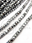 Hematit pătrat fațetat argintiu 3x3mm, gaură 0.8mm, 40cm ~130 buc. 1 brad 353567