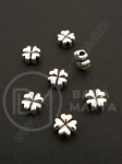 Mărgele metallice trifoi 7.5x4mm color argintie 1 pachet 20 buc 306457